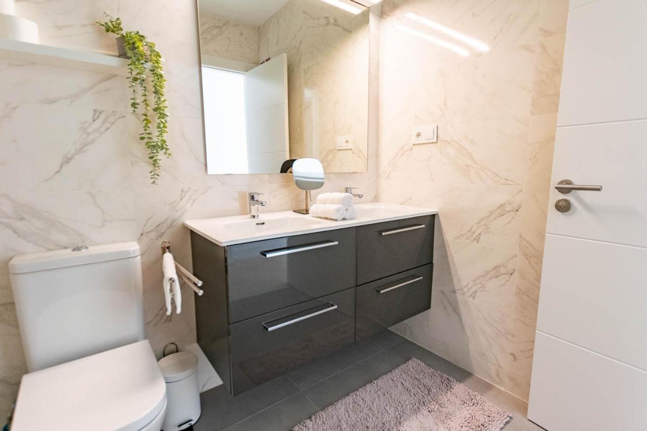 Casa Roman New Apartment At Baviera Golf マラガ エクステリア 写真